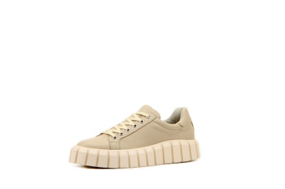 Бежевые кеды