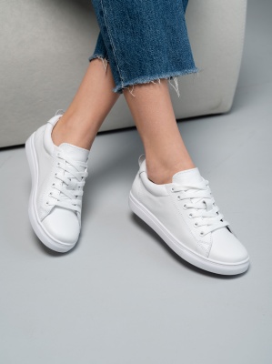 Белые кеды кожаные