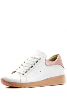 Белая женская обувь