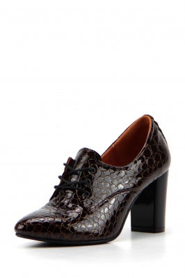 Ботильоны кожаные с принтом змеи