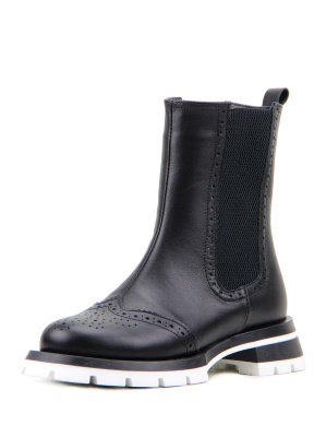 Черные ботинки и полуботинки