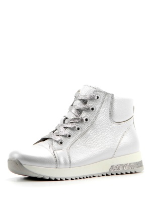 Белые ботинки и полуботинки