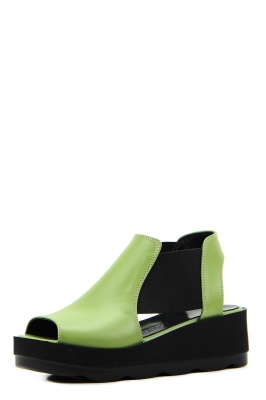 Босоножки кожаные зеленые на платформе