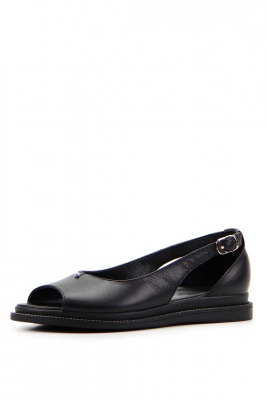 Босоножки кожаные черные