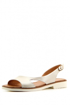 Босоножки кожаные бежевые