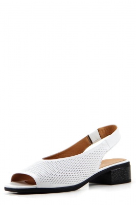 Босоножки кожаные белые с перфорацией