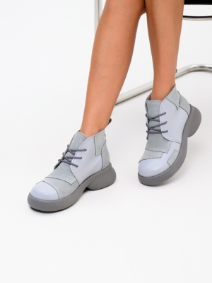 Серые ботинки и полуботинки