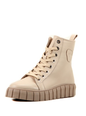 Бежевые кеды