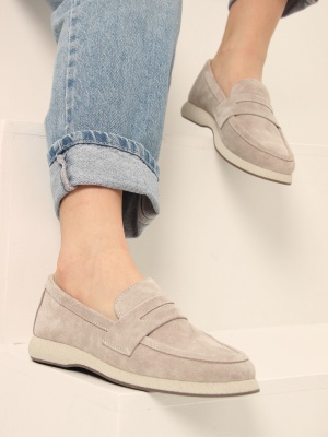 Лоферы замшевые серые 