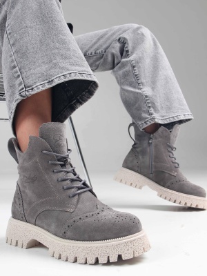 Ботинки замшевые серые