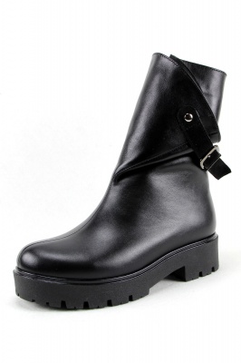 Полусапоги кожаные черные