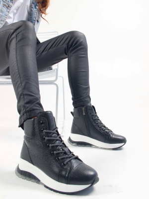 Ботинки кожаные черные