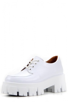 Белые туфли