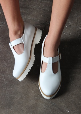 Туфли кожаные белые