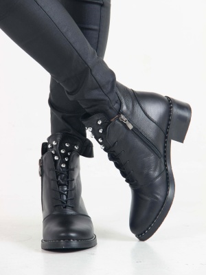 Черные ботильоны