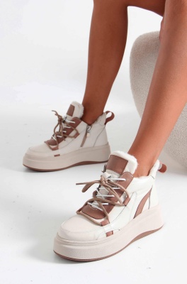 Ботинки кожаные бежевые