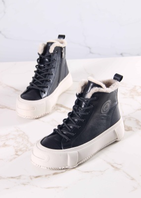 Ботинки кожаные черные