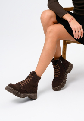 Ботинки замшевые коричневые