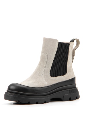 Бежевые ботинки и полуботинки