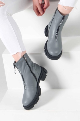 Ботинки кожаные серые