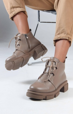 Ботинки кожаные коричневые