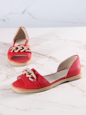 Босоножки кожаные красные