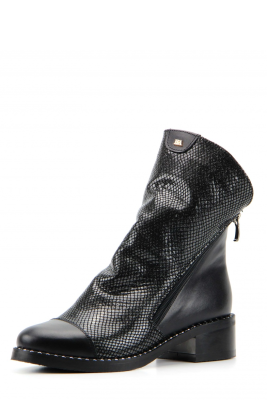 Черные ботинки и полуботинки