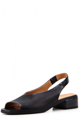 Босоножки кожаные черные с перфорацией