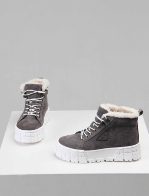 Ботинки замшевые серые