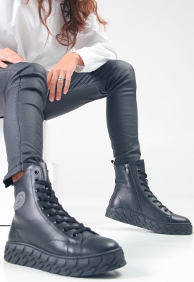 Черные кеды