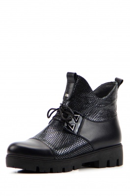 Ботинки кожаные черные с принтом змеи