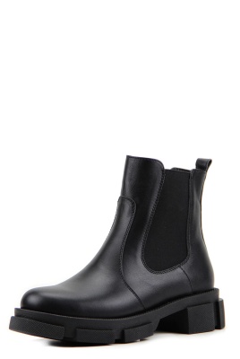 Черные ботинки и полуботинки