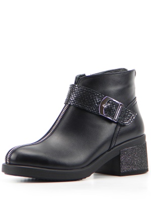 Черные ботинки и полуботинки