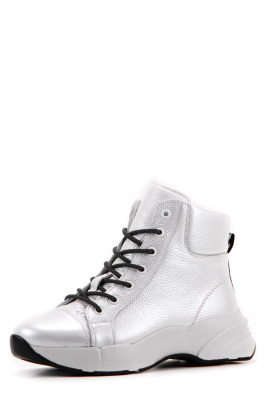 Белые ботинки и полуботинки