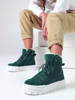 Ботинки замшевые зеленые