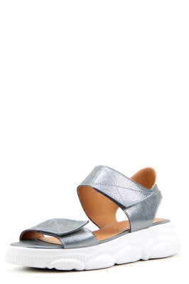 Голубые сандалии