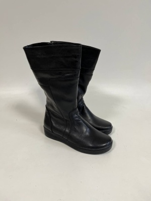 Черные сапоги